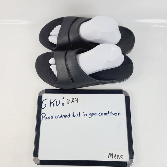 Sandals_&_Flip_Flops